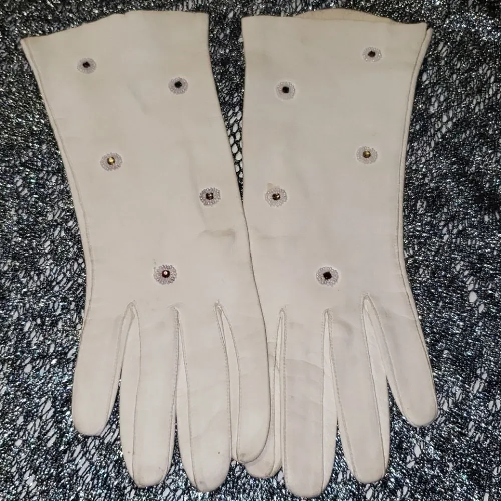 VNTG White Suede Leather Rhinestone Gloves